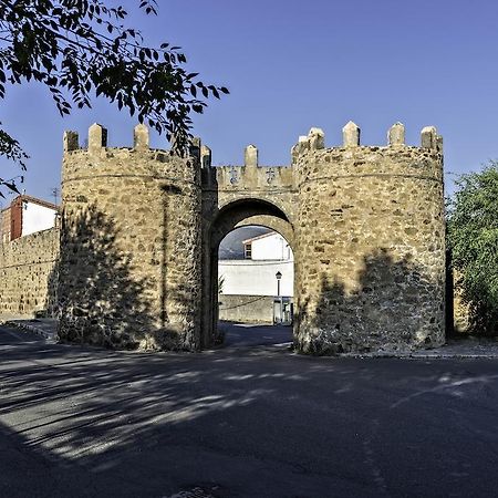 Hostal Restaurante La Pineda El Barco de Ávila Kültér fotó