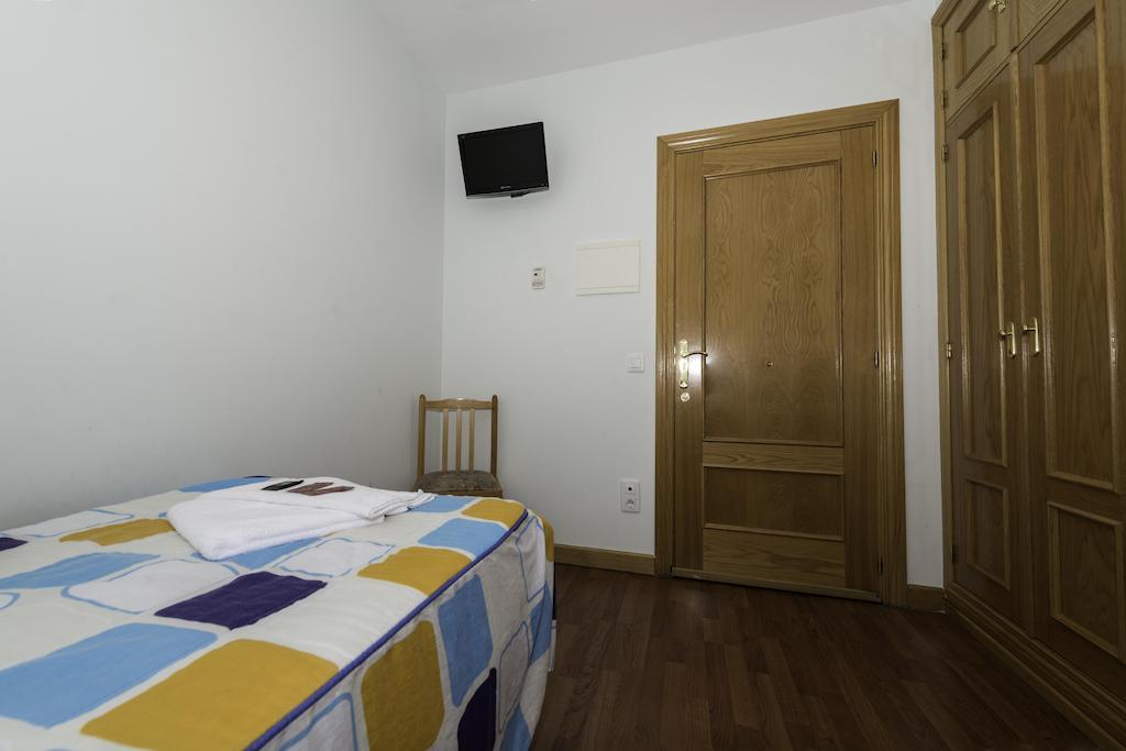 Hostal Restaurante La Pineda El Barco de Ávila Szoba fotó